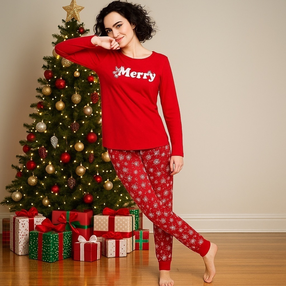 FAMILY PAJAMAS Matching Women's Merry Snowflake Mix It Family Pajama Set XS